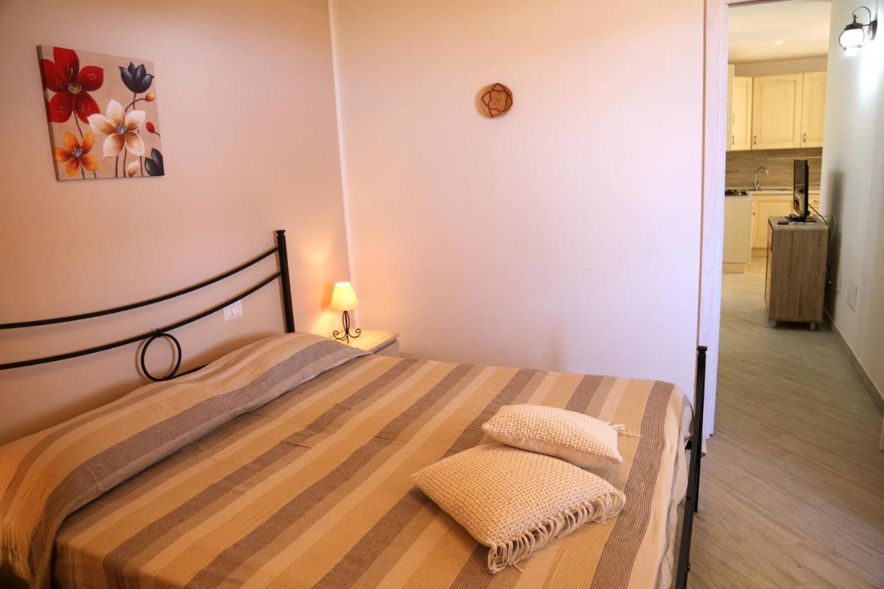 La Casa Di Geppo Apartment Кастелсардо Екстериор снимка