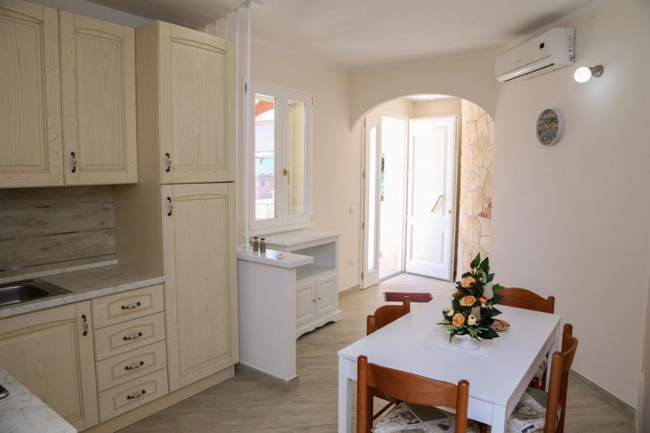 La Casa Di Geppo Apartment Кастелсардо Екстериор снимка